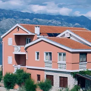 Hotel apartamentowy Ata, Ražanac