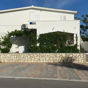 Apartament Oaza, Ražanac